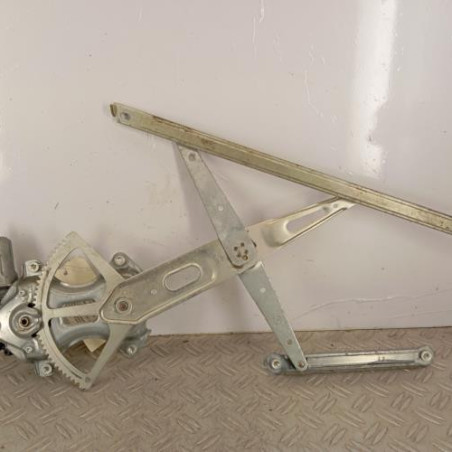 Leve vitre electrique avant gauche TOYOTA VERSO-S Photo n°1