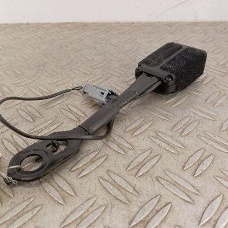 Attache ceinture avant gauche PEUGEOT 2008 1