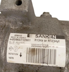 Compresseur clim RENAULT KANGOO 2 Photo n°3