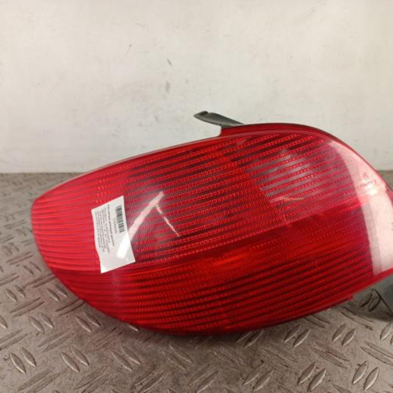 Feu arriere principal gauche (feux) PEUGEOT 206