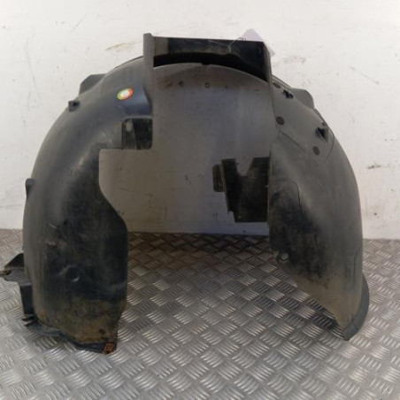 Pare boue avant droit PEUGEOT 3008 1