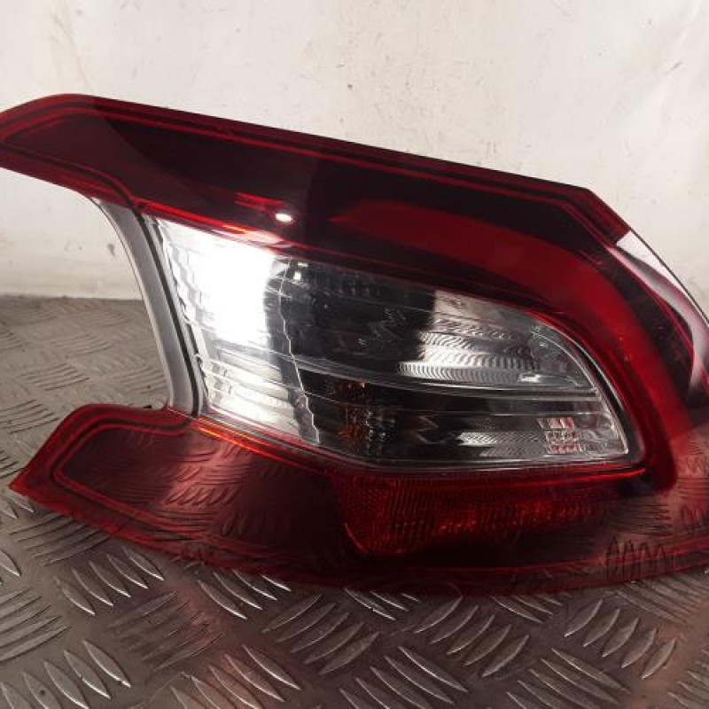 Feu arriere principal gauche (feux) PEUGEOT 308 2 Feu arriere principal gauche (feux) PEUGEOT 308 2