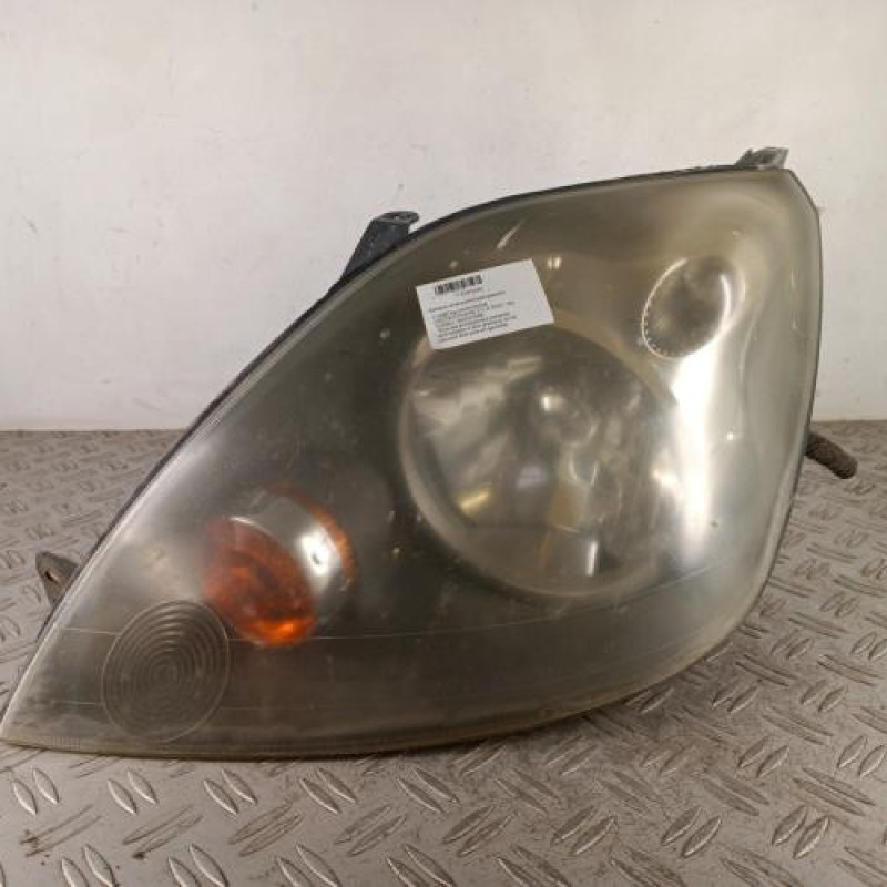 Optique avant principal gauche (feux)(phare) FORD FIESTA 5