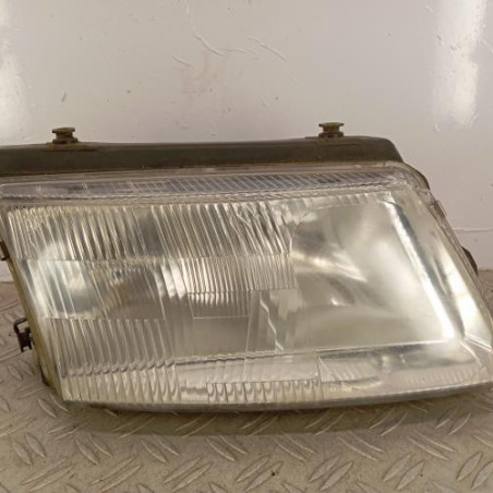 Optique avant principal droit (feux)(phare) VOLKSWAGEN PASSAT 4 Photo n°1