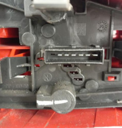 Feu arriere principal droit (feux) PEUGEOT 106 Photo n°3