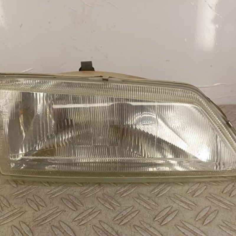 Optique avant principal droit (feux)(phare) PEUGEOT 106