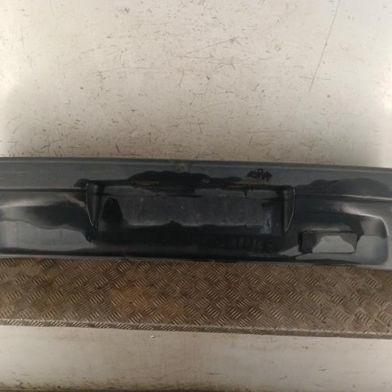 Pare choc arriere PEUGEOT 106