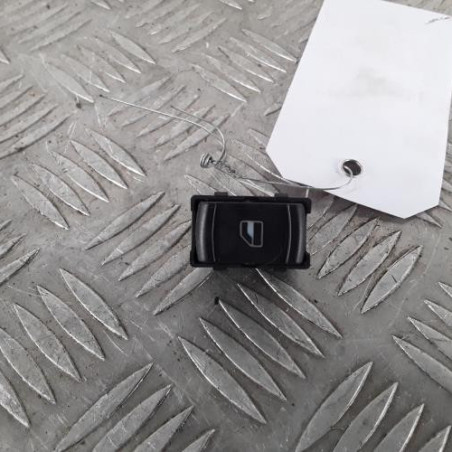 Interrupteur de leve vitre avant droit VOLKSWAGEN GOLF 4 Photo n°1