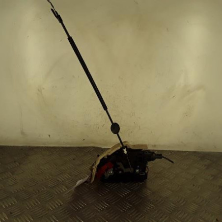 Serrure avant gauche VOLKSWAGEN GOLF 5 Photo n°1