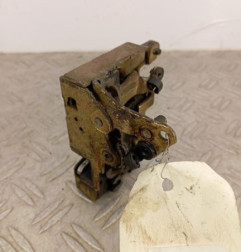 Serrure avant gauche PEUGEOT 106