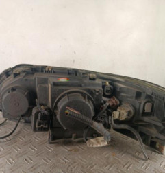 Optique avant principal droit (feux)(phare) VOLVO V 70 1