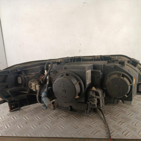 Optique avant principal gauche (feux)(phare) VOLVO V 70 1