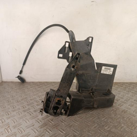 Serrure avant droit FORD FIESTA 5