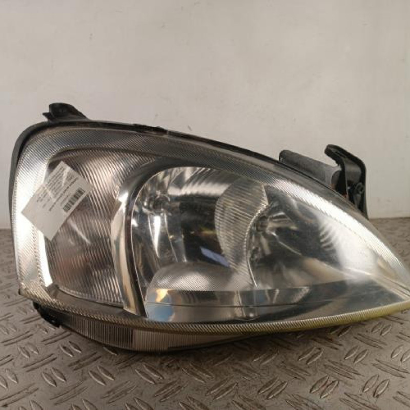 Optique avant principal droit (feux)(phare) OPEL CORSA C
