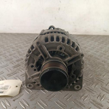 Alternateur VOLKSWAGEN PASSAT 6 Photo n°1