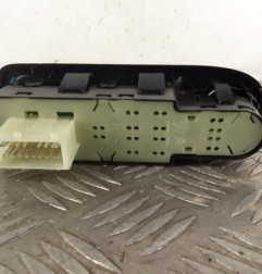 Interrupteur de leve vitre avant gauche CITROEN C3 2