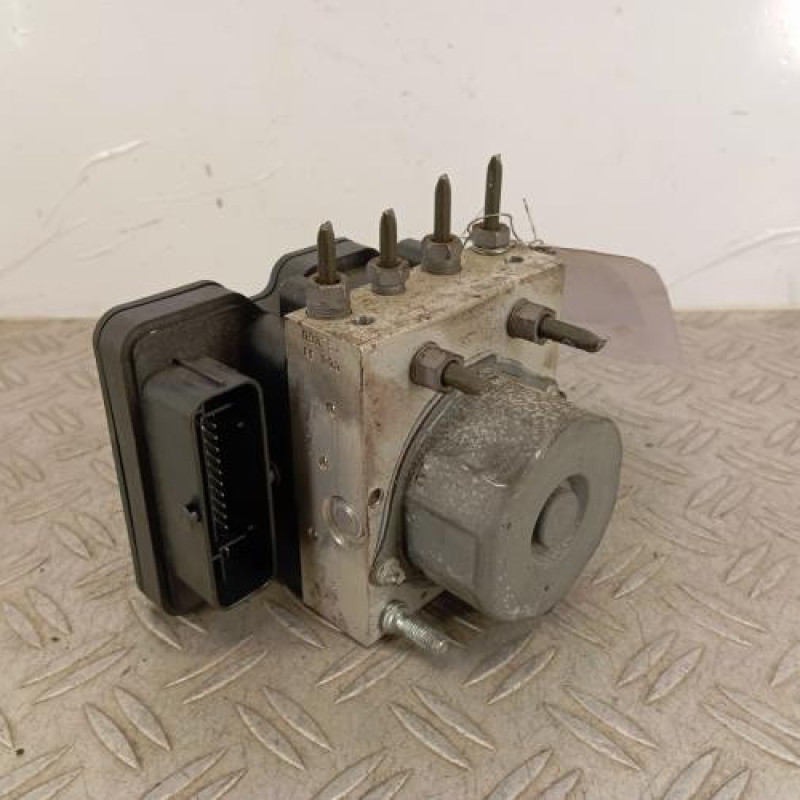 Bloc ABS (freins anti-blocage) RENAULT CLIO 4 Bloc ABS (freins anti-blocage) RENAULT CLIO 4