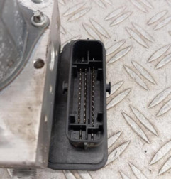 Bloc ABS (freins anti-blocage) RENAULT CLIO 4 Photo n°3