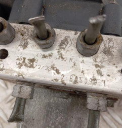 Bloc ABS (freins anti-blocage) RENAULT CLIO 4 Photo n°4