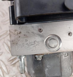 Bloc ABS (freins anti-blocage) RENAULT CLIO 4 Photo n°5