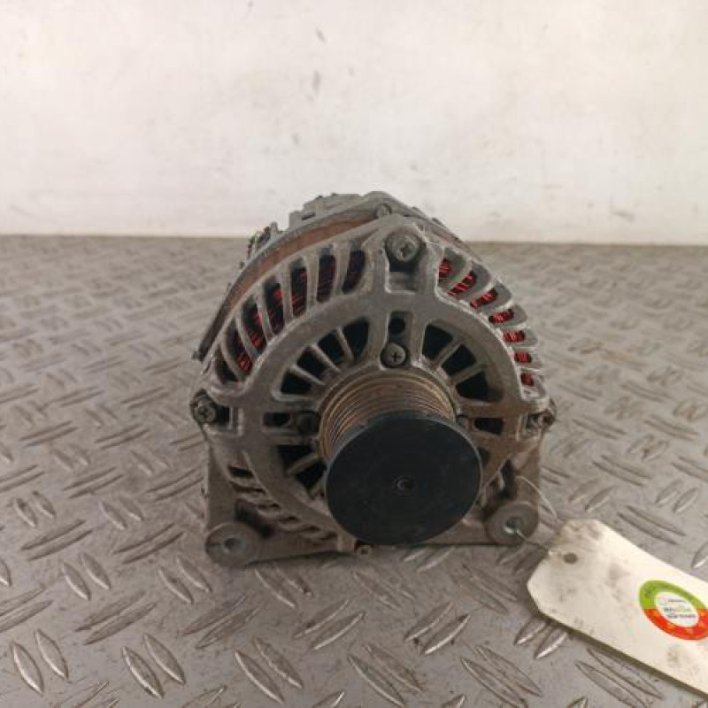 Alternateur NISSAN JUKE 1