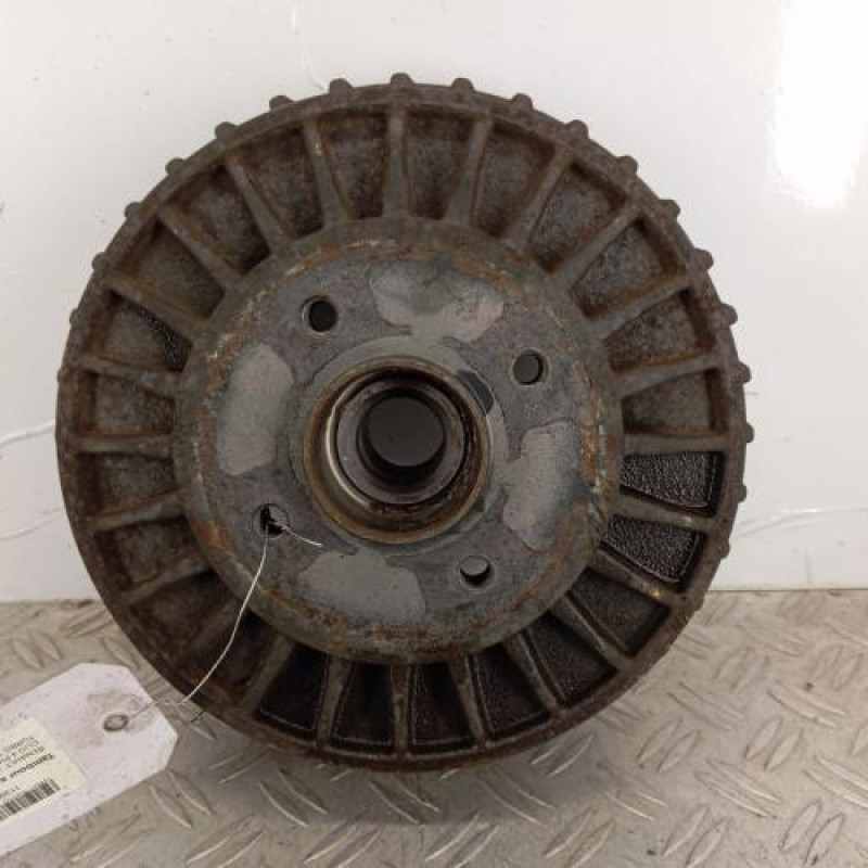 Tambour arriere gauche RENAULT CLIO 4 Tambour arriere gauche RENAULT CLIO 4