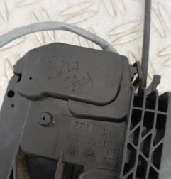 Serrure avant gauche MERCEDES CLASSE C 203 COUPE SPORT Photo n°5