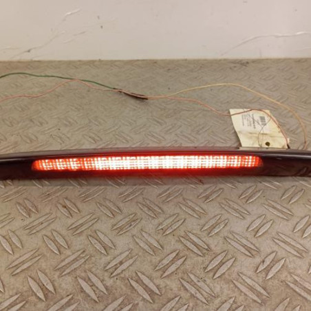 Feu arriere stop central RENAULT CLIO 2 Photo n°1