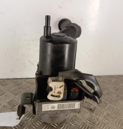 Pompe de direction PEUGEOT 5008 1 Photo n°3