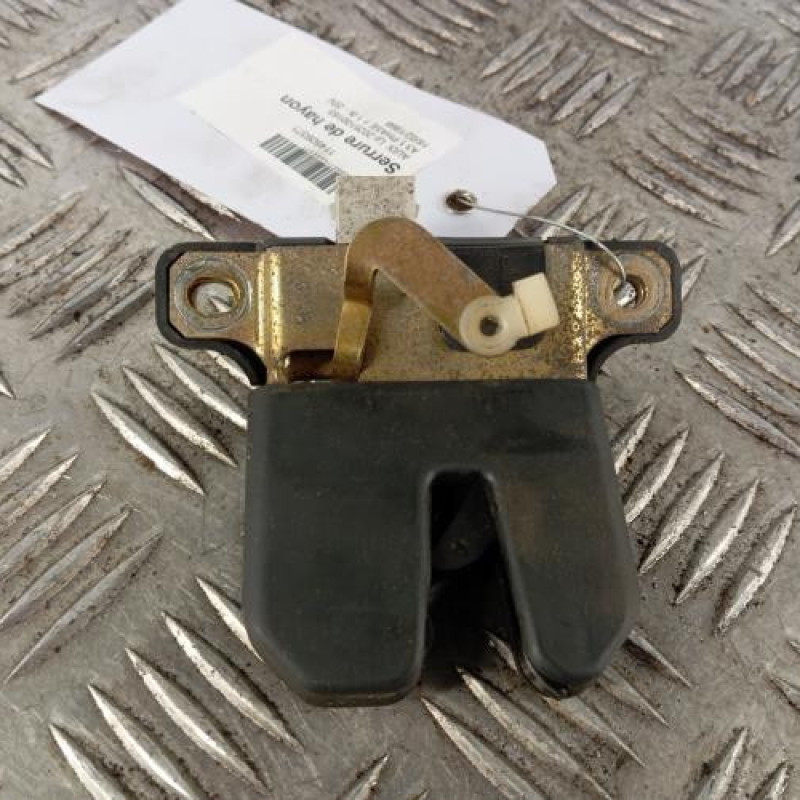 Serrure de hayon AUDI A3 1