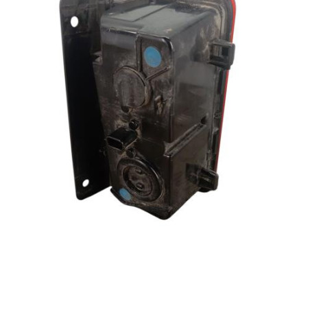 Feu de pare choc arriere droit RENAULT TRAFIC 3