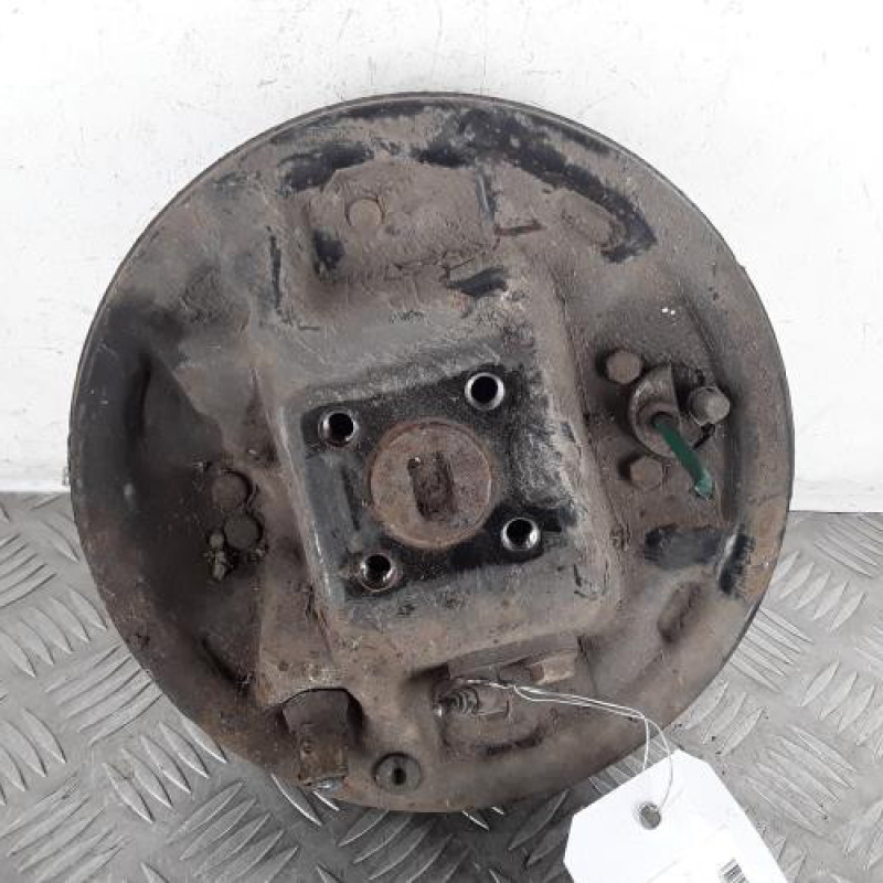 Tambour arriere droit RENAULT CLIO 3 Tambour arriere droit RENAULT CLIO 3