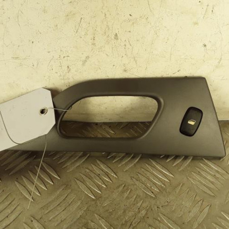 Interrupteur de leve vitre arriere gauche PEUGEOT 407 Photo n°1