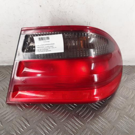 Feu arriere principal droit (feux) MERCEDES CLASSE E 210 Photo n°1