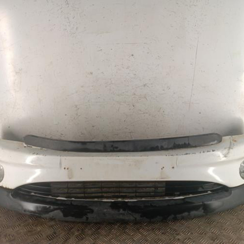 Pare choc avant PEUGEOT 206