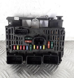 Boitier servitude moteur (BSM) PEUGEOT 407 Photo n°1