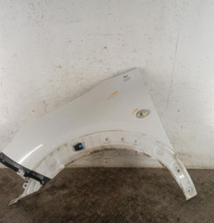 Aile avant gauche CITROEN C4 CACTUS Photo n°1