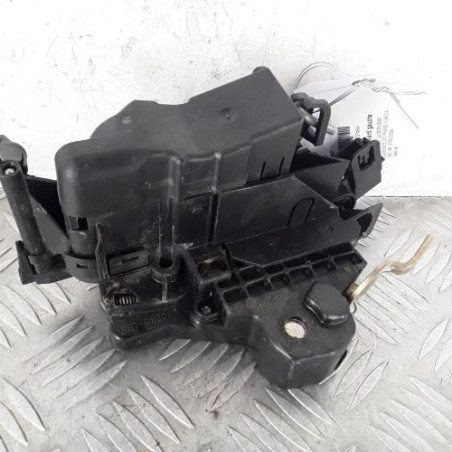 Serrure avant gauche MERCEDES CLASSE E 210