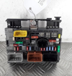 Boitier servitude moteur (BSM) PEUGEOT 308 1 Photo n°1