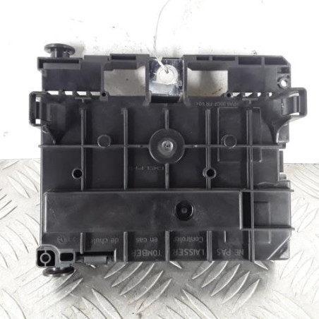 Boitier servitude moteur (BSM) PEUGEOT 308 1