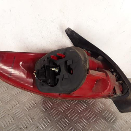 Feu arriere principal droit (feux) PEUGEOT 206