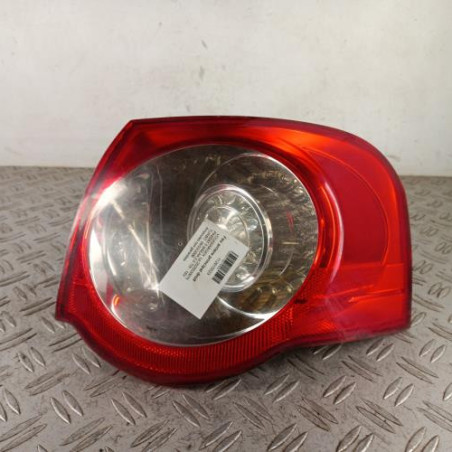 Feu arriere principal droit (feux) VOLKSWAGEN PASSAT 5 Photo n°1
