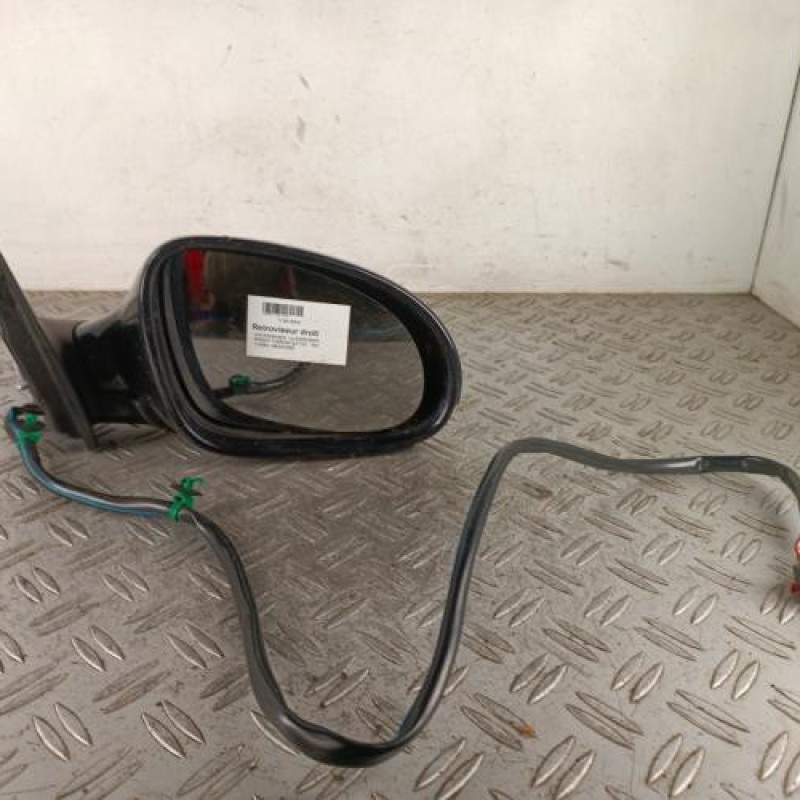 Retroviseur droit VOLKSWAGEN PASSAT 5