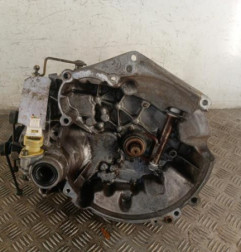 Boite de vitesses PEUGEOT 206 Photo n°1