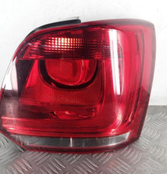 Feu arriere principal droit (feux) VOLKSWAGEN POLO 5 Photo n°1