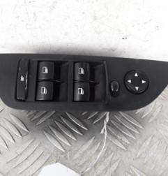 Interrupteur de leve vitre avant gauche BMW X1 E84 Photo n°1