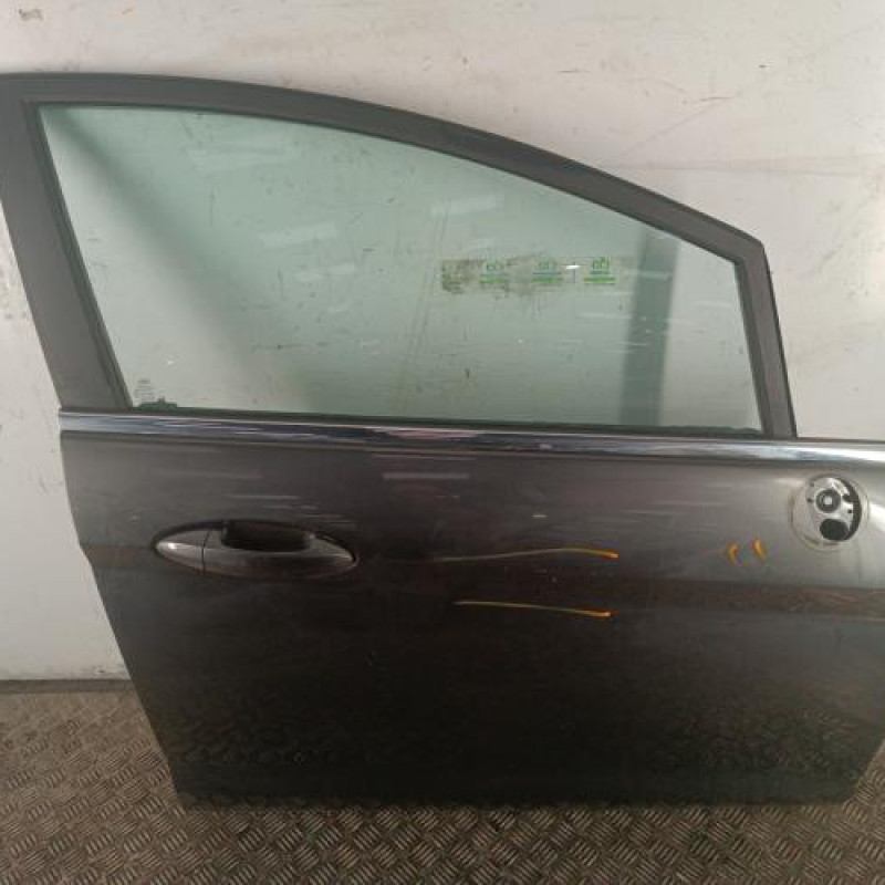 Porte avant droit FORD FIESTA 6