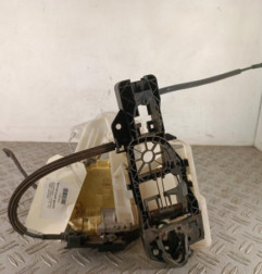 Serrure avant gauche VOLKSWAGEN PASSAT 5 Photo n°1