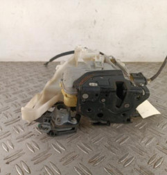 Serrure avant gauche VOLKSWAGEN PASSAT 5 Photo n°3