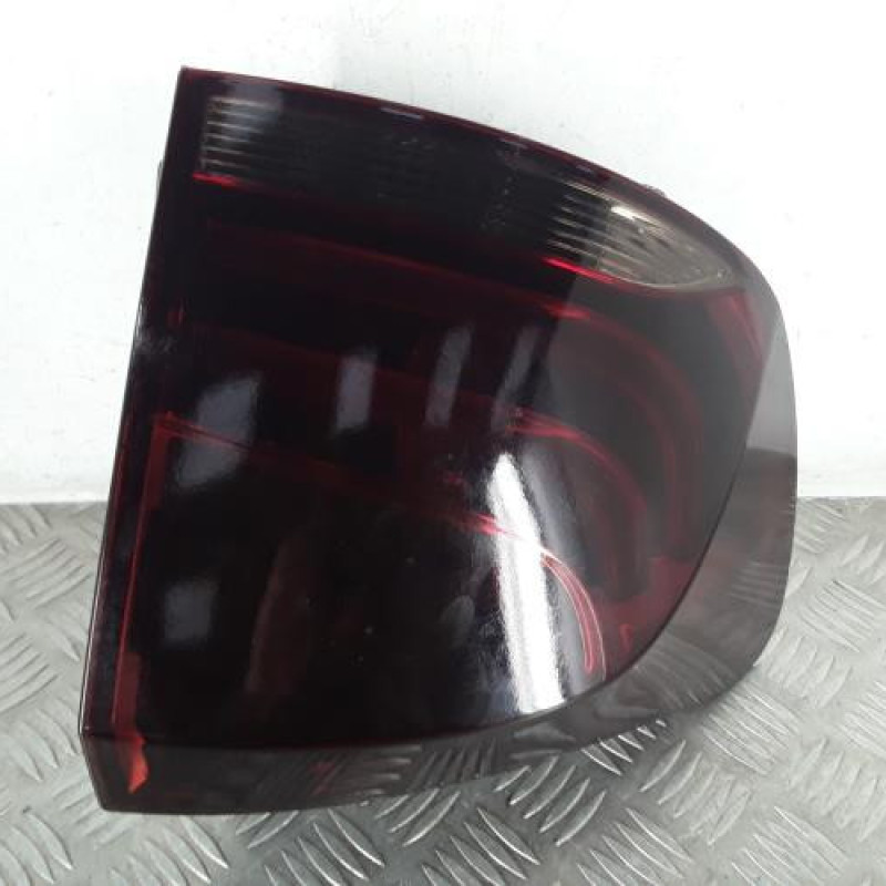 Feu arriere principal gauche (feux) BMW X1 E84 Feu arriere principal gauche (feux) BMW X1 E84